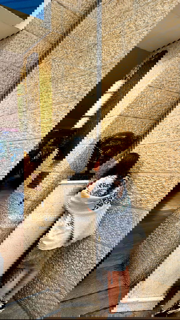 lia_abramovich image ~ Altpins