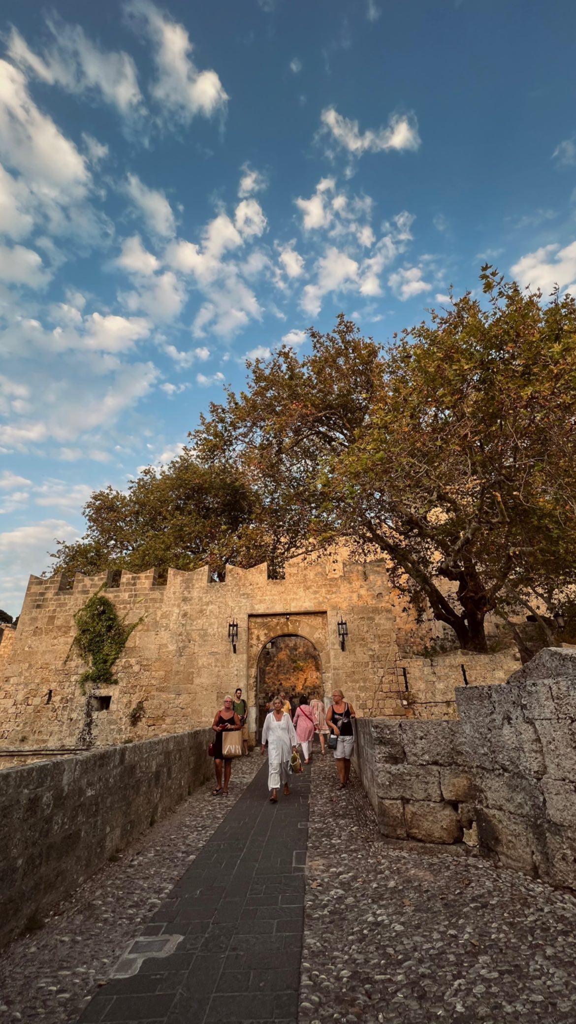 lia_abramovich instagram image archive image