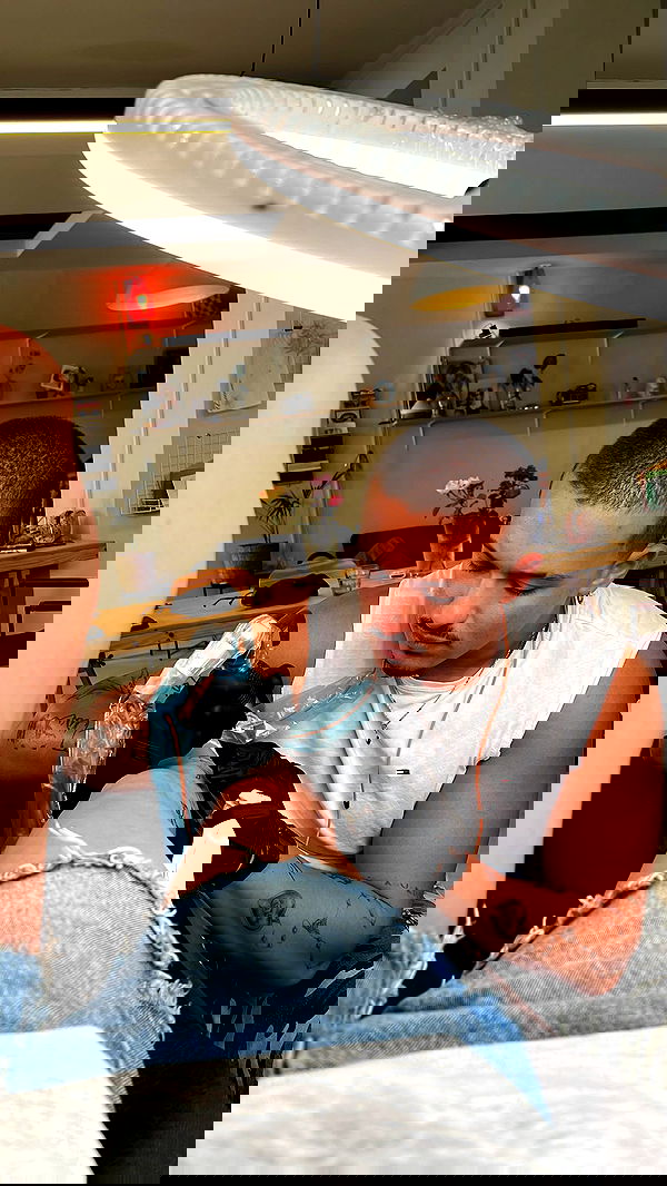 lia_abramovich image ~ Altpins