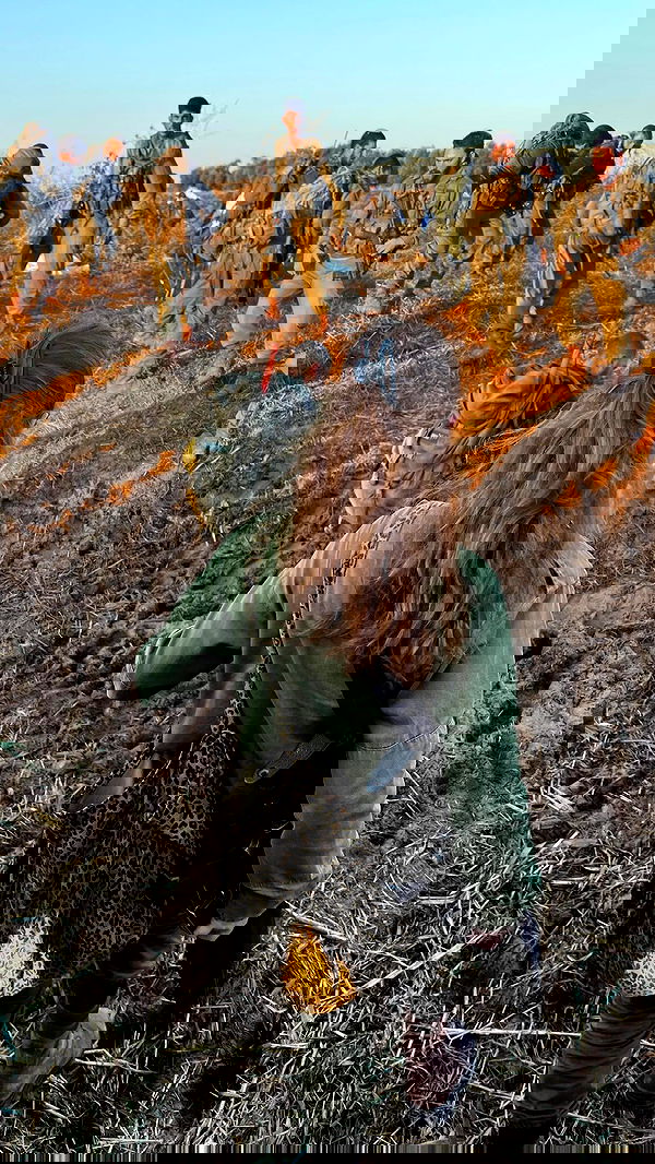 lia_abramovich image ~ Altpins