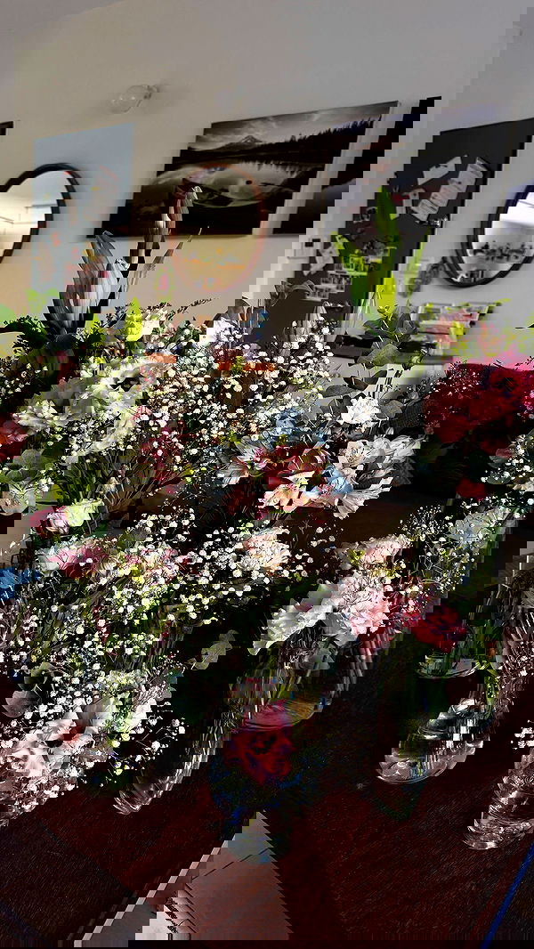 lia_abramovich image ~ Altpins