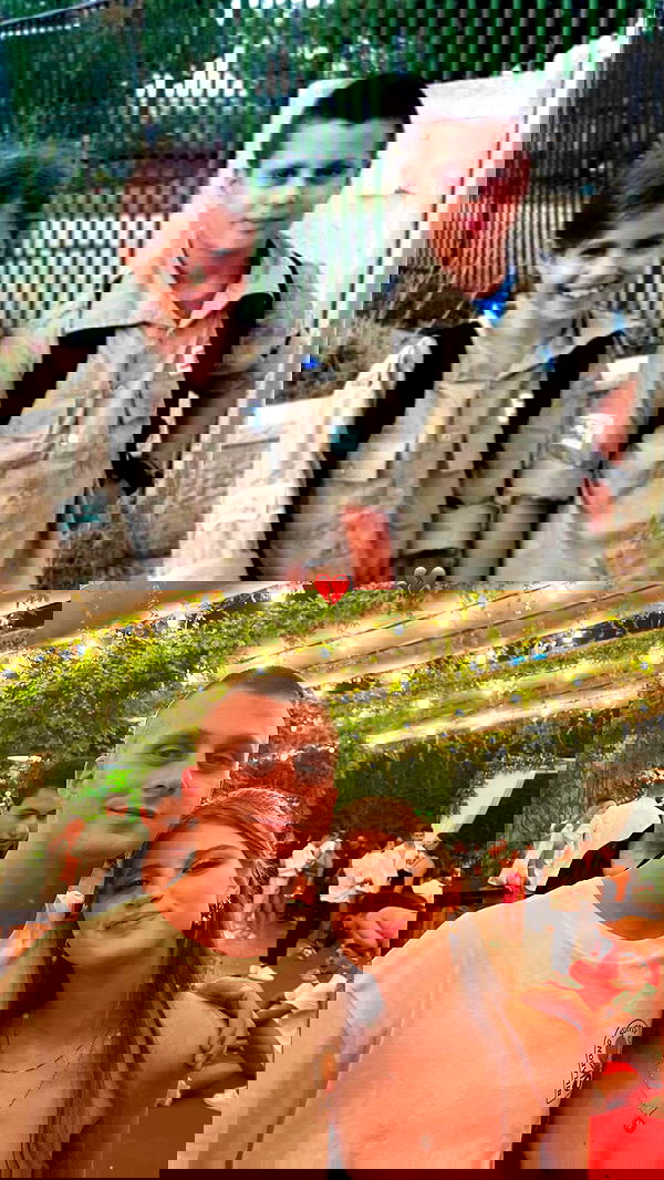 lia_abramovich image ~ Altpins