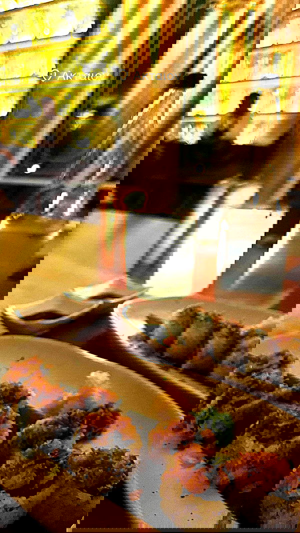 lihi.stoller lihi.stoller archive image