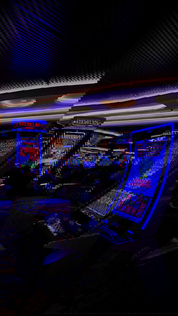 lihi.stoller lihi.stoller archive image