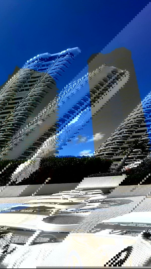 lihi.stoller lihi.stoller archive image