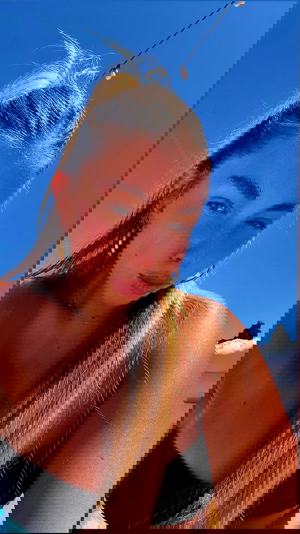 lihi.stoller lihi.stoller archive image