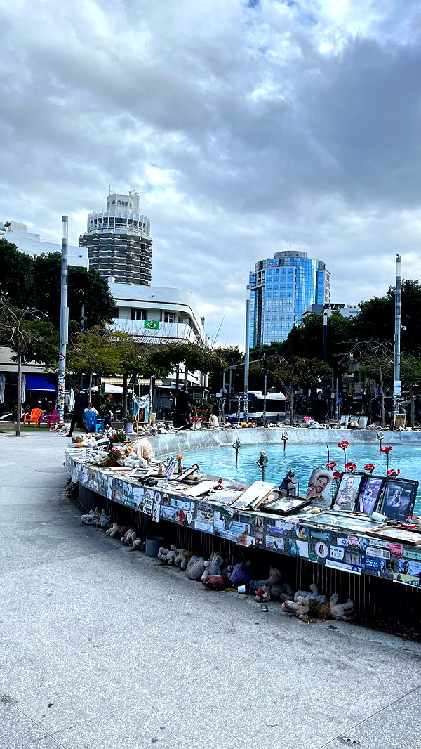 liiuuar instagram image archive image