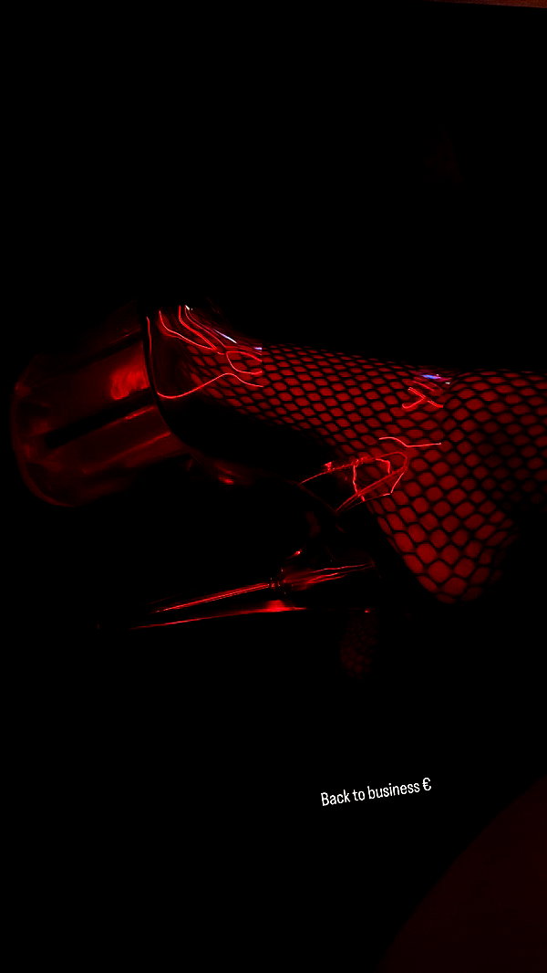 liiuuarr instagram image archive image