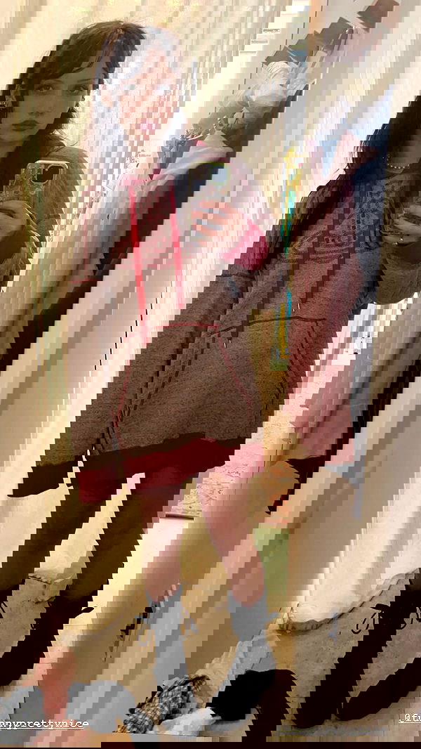 lilarosepalaza lilarosepalaza archive image