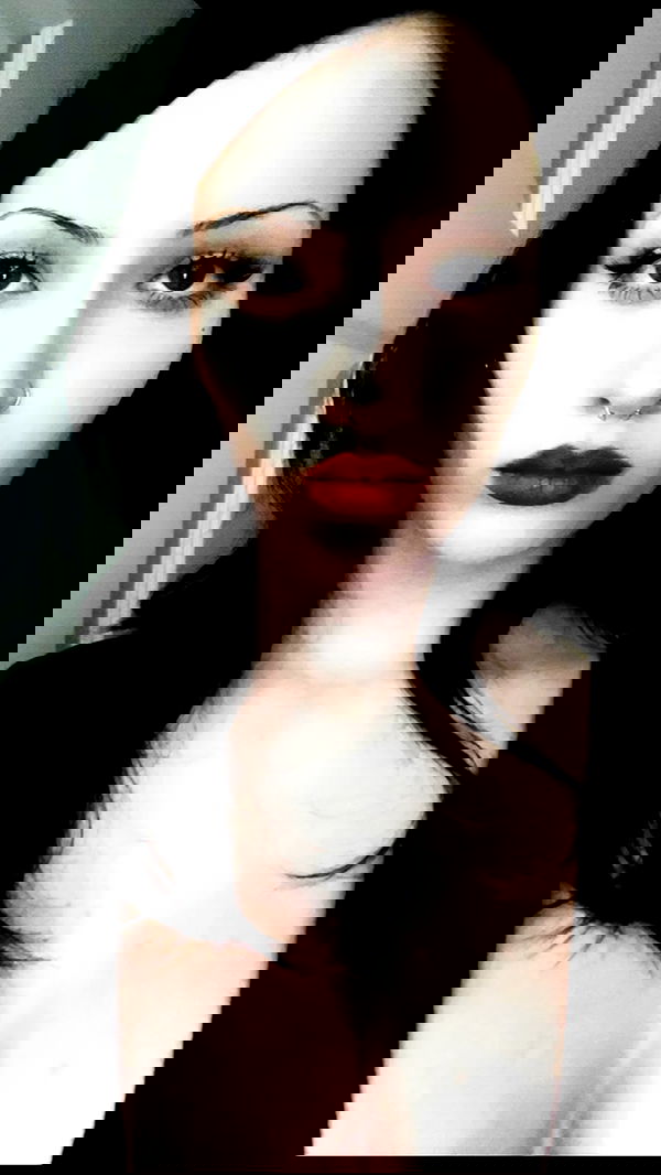 lilarosepalaza lilarosepalaza archive image