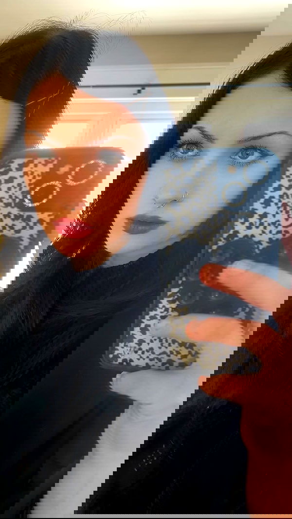 lilarosepalaza lilarosepalaza archive image