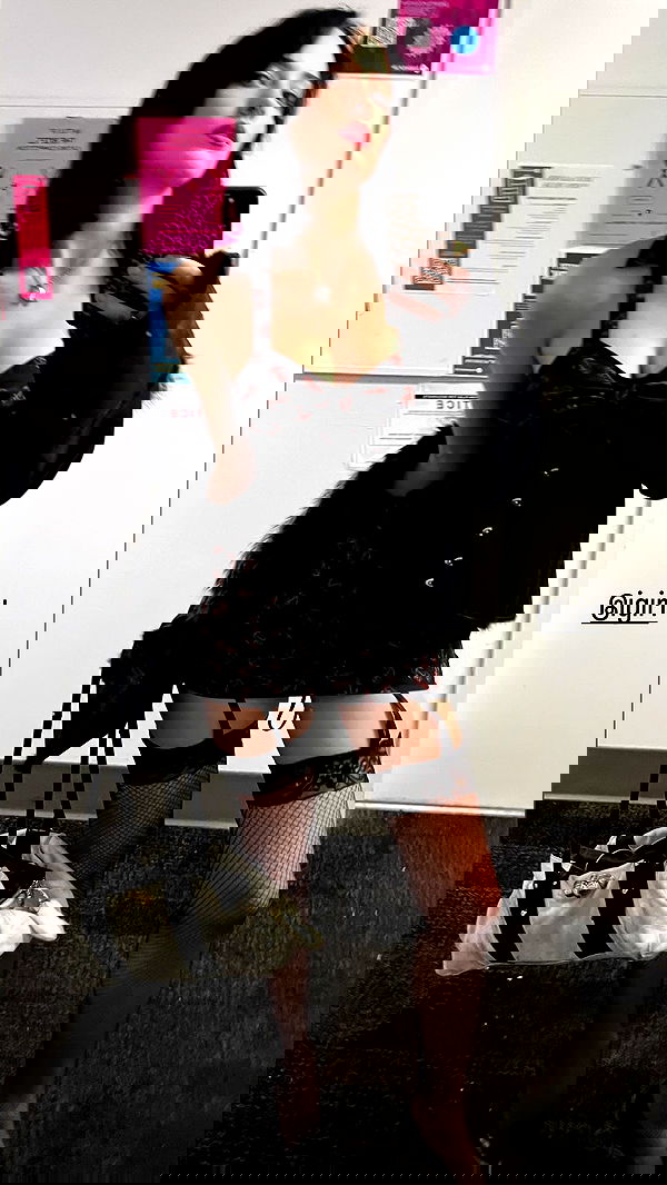 lilarosepalaza lilarosepalaza archive image