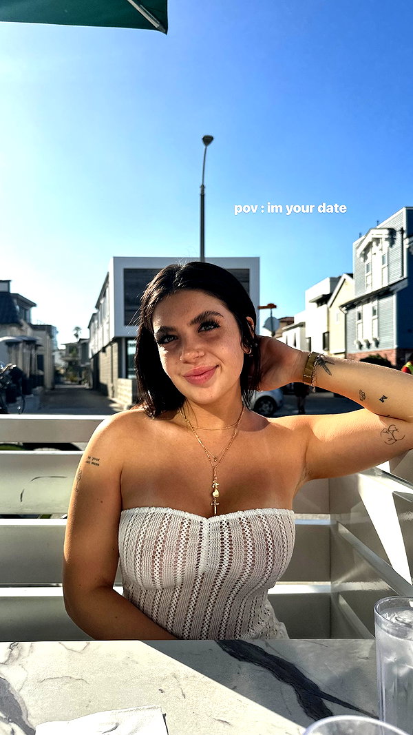 lilsyourfav instagram image archive image