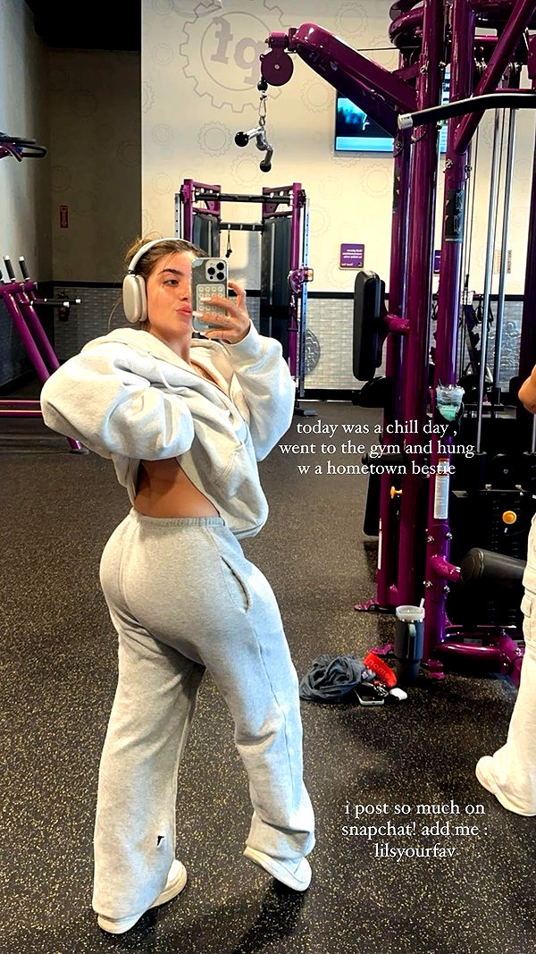 lilsyourfav instagram image archive image