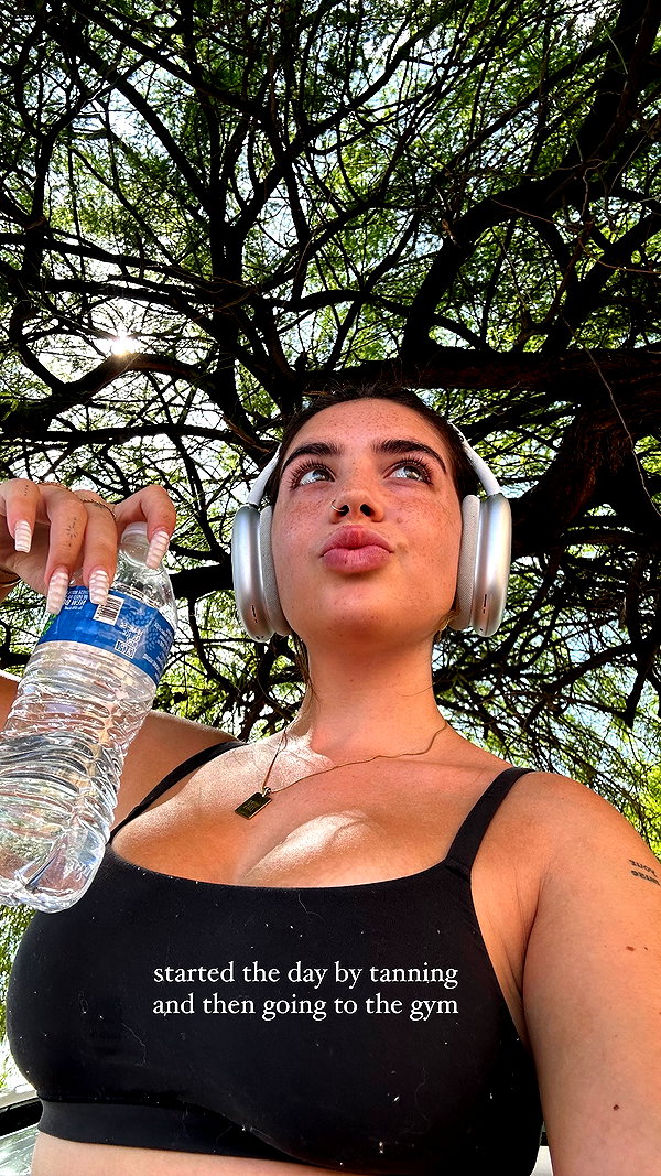 lilsyourfav instagram image archive image