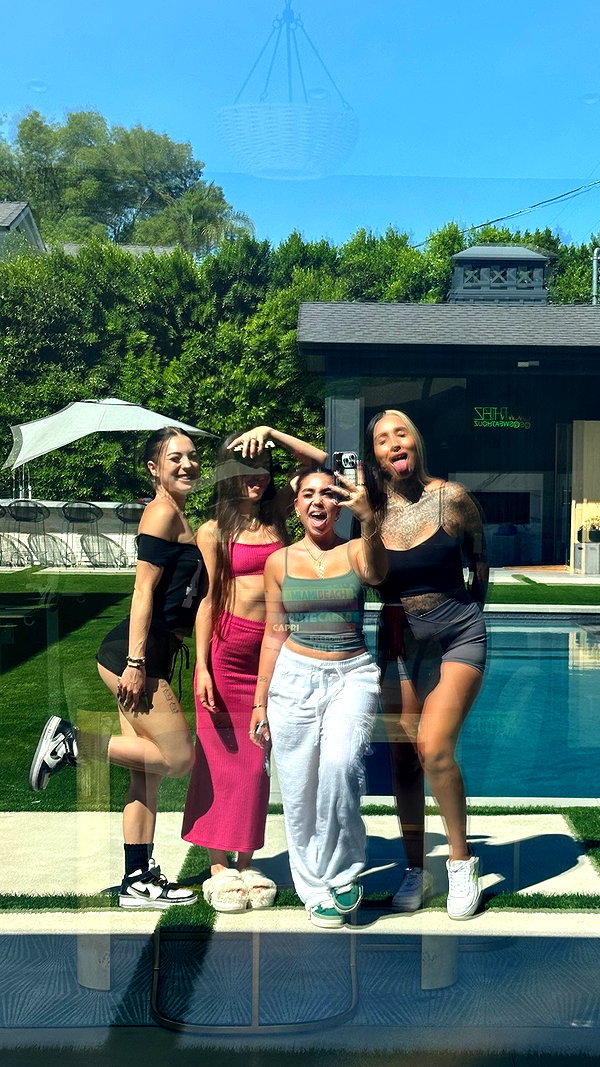 lilsyourfav instagram image archive image