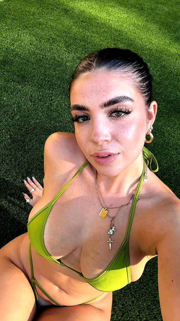 lilsyourfav instagram image archive image