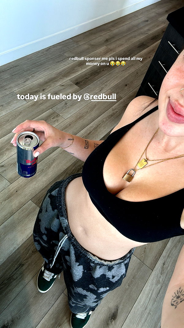 lilsyourfav instagram image archive image