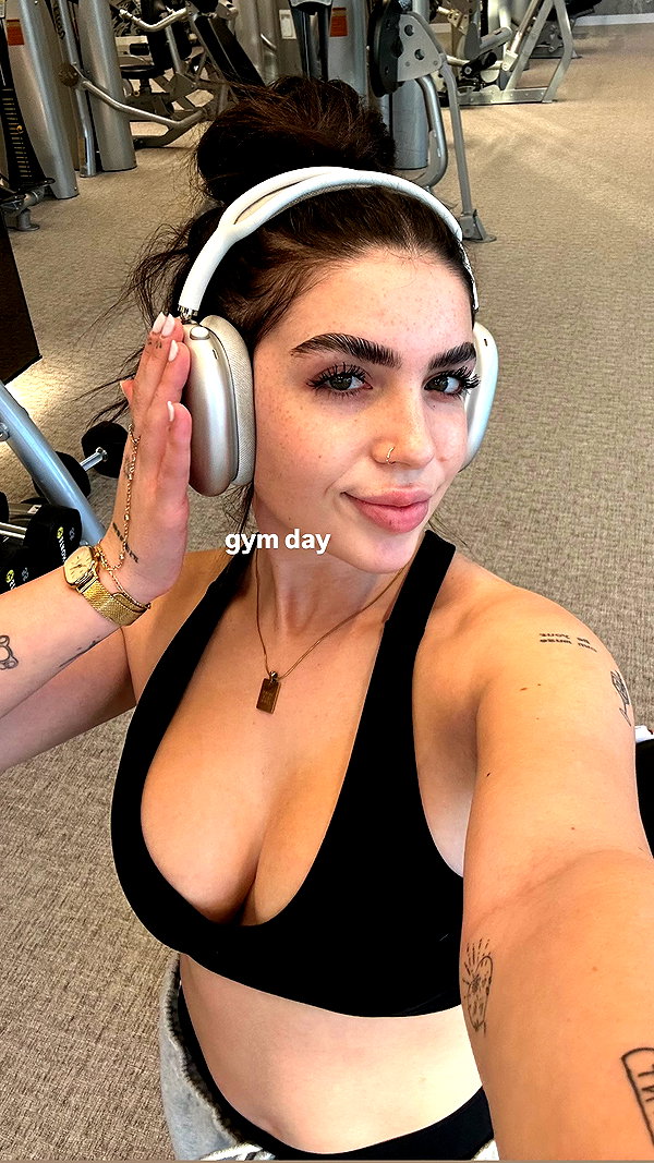 lilsyourfav instagram image archive image