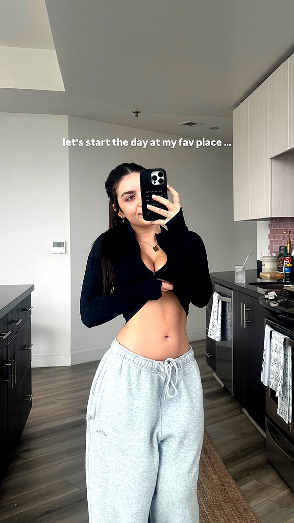 lilsyourfav instagram image archive image