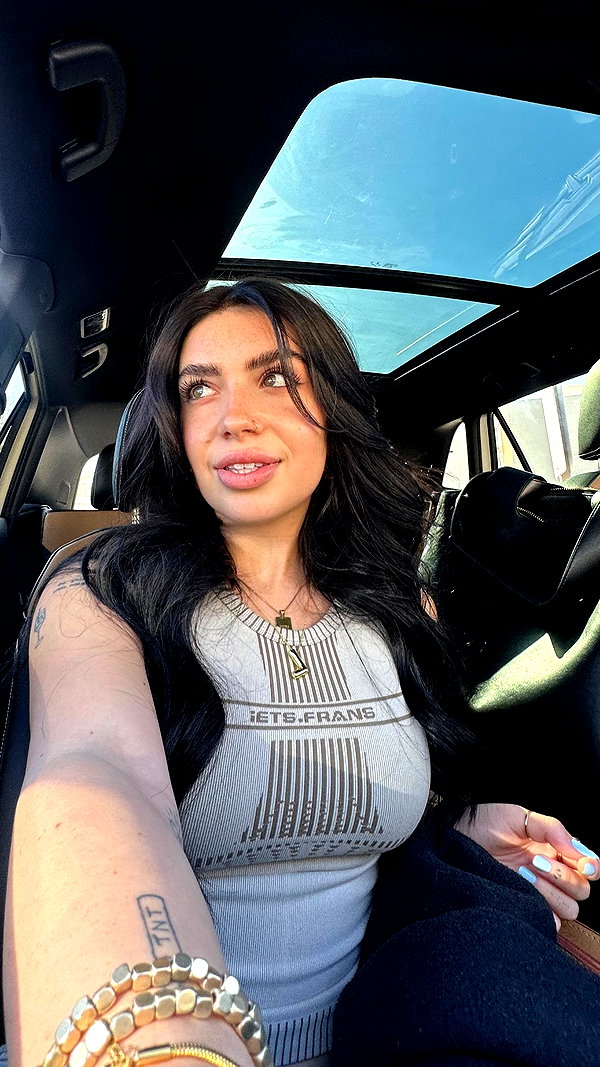 lilsyourfav instagram image archive image