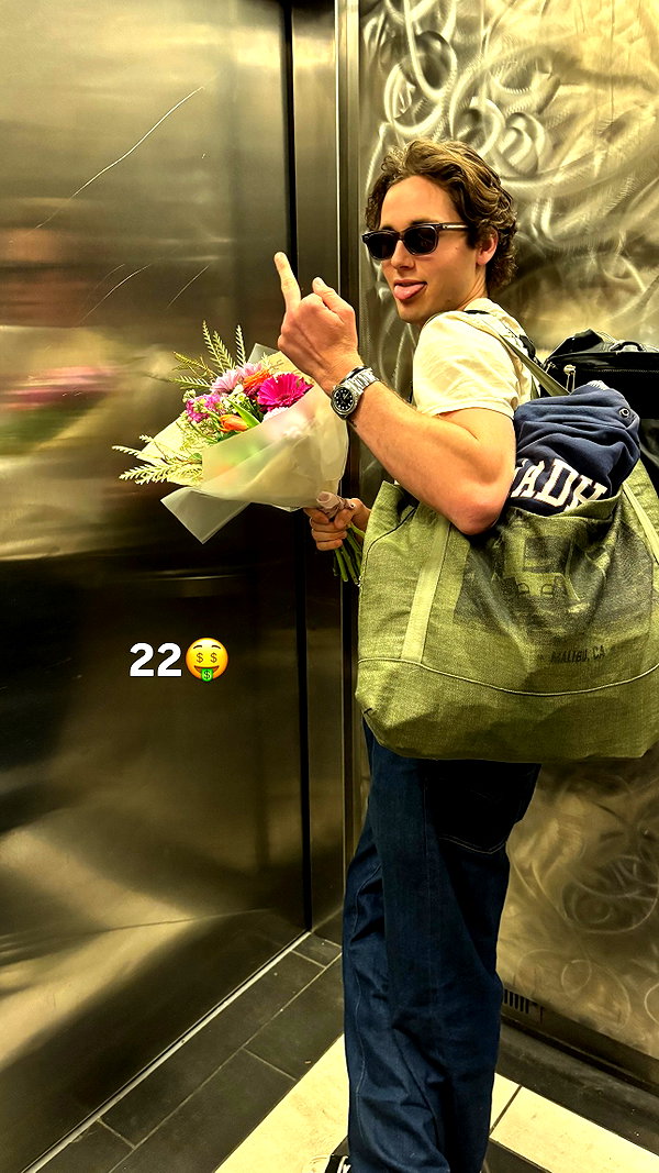 lizrrossi instagram image archive image