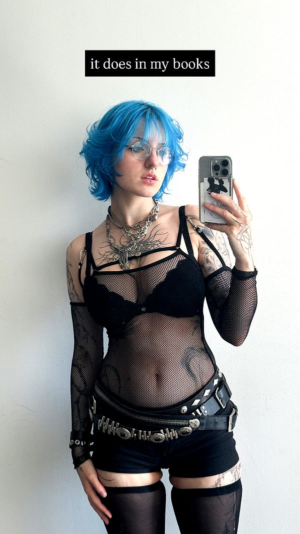 lyracr0w0 instagram image archive image