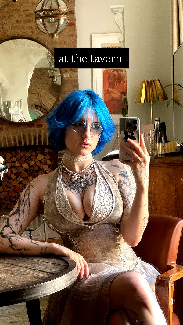 lyracr0w0 instagram image archive image