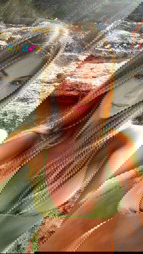 maayan.shaibi image ~ Altpins