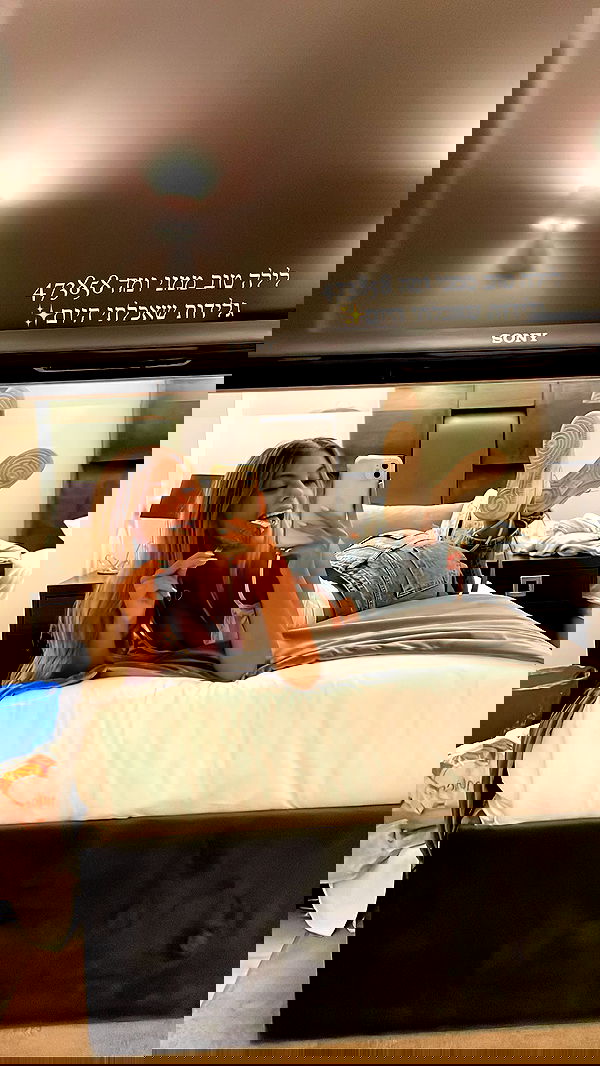 maayan.shaibi image ~ Altpins