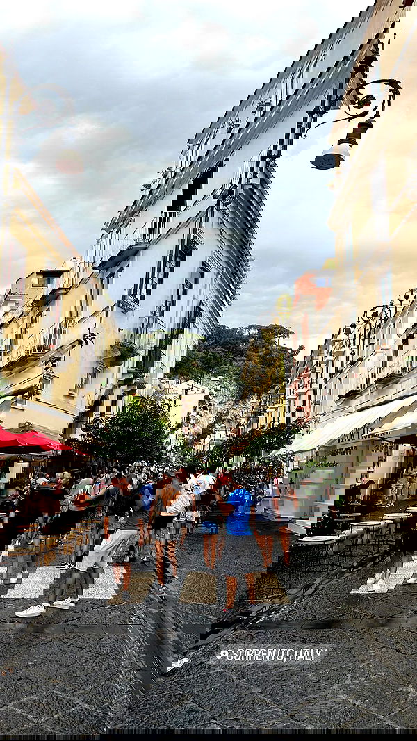 maayan.shaibi image ~ Altpins