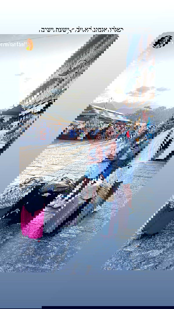 maayan.shaibi image ~ Altpins