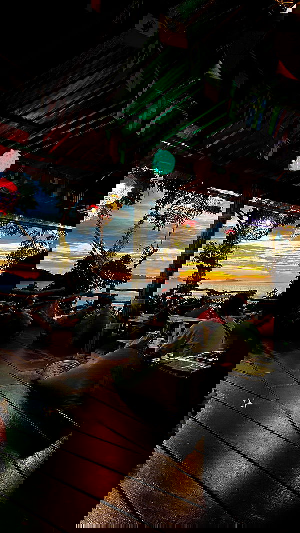 maayan.shaibi image ~ Altpins