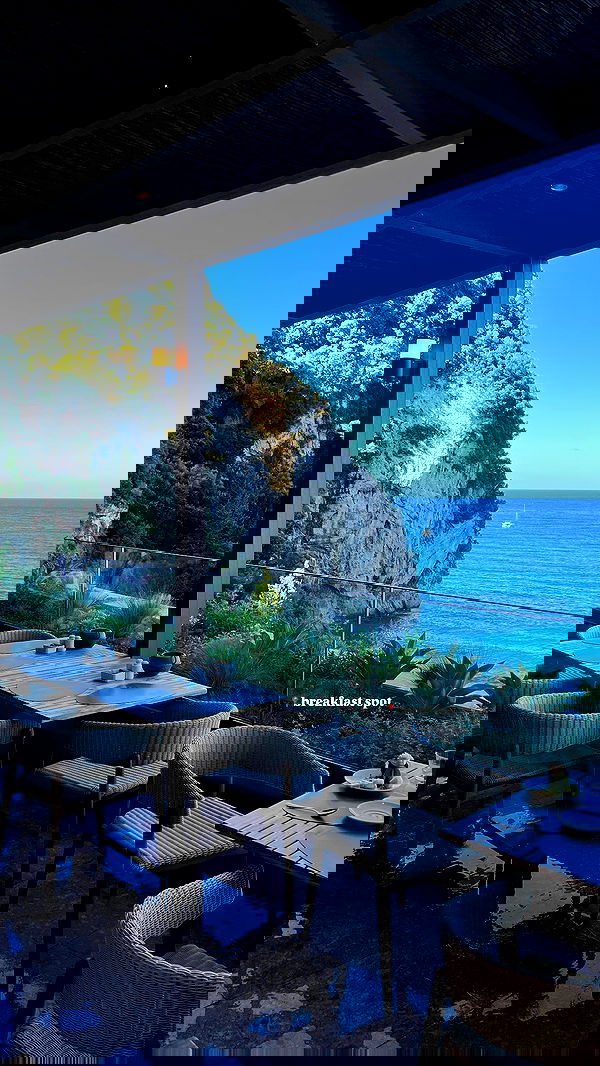 maayan.shaibi image ~ Altpins