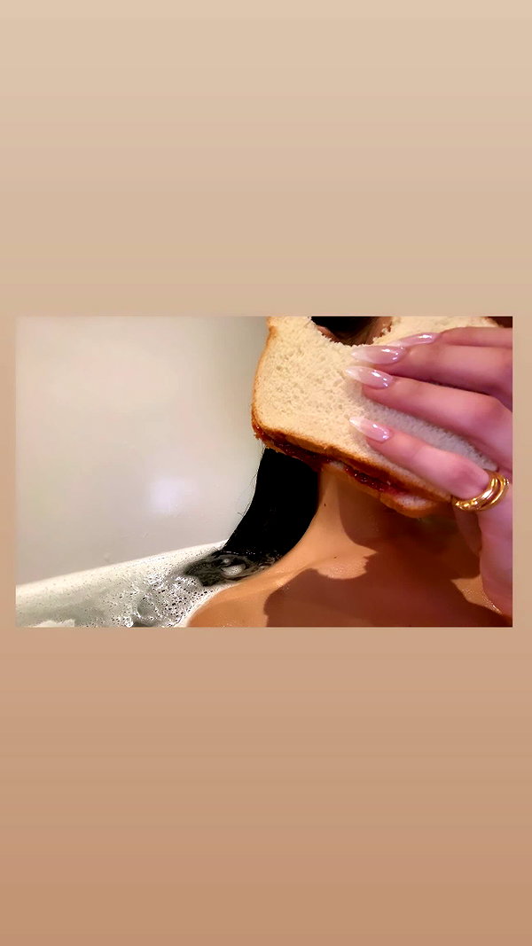 madisonbeer instagram image archive image
