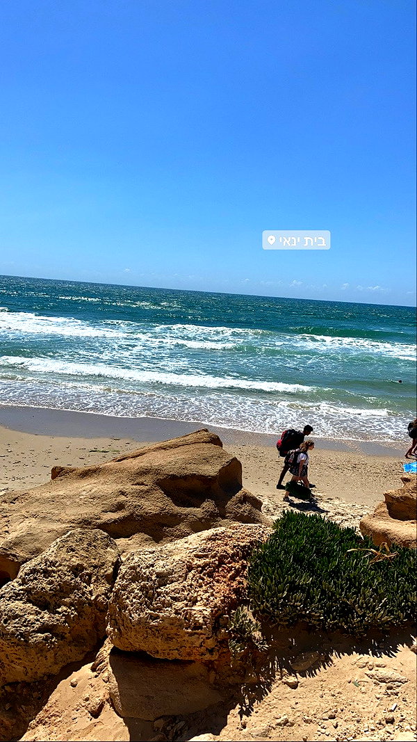 mai_glazer instagram image archive image