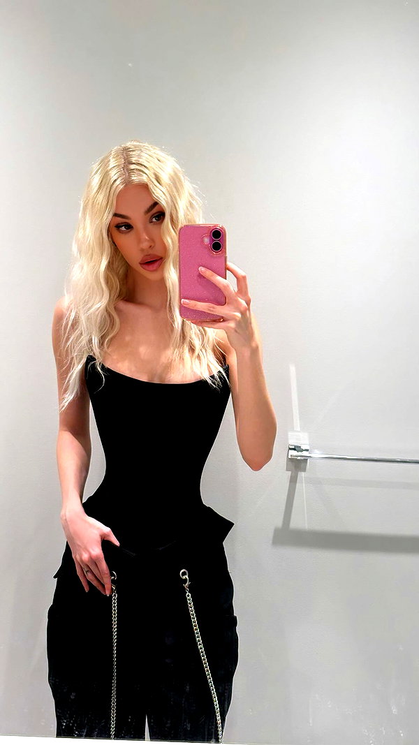 maria_domark instagram image archive image