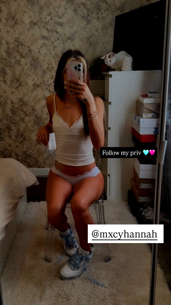 mayxhannahx mayxhannahx archive image