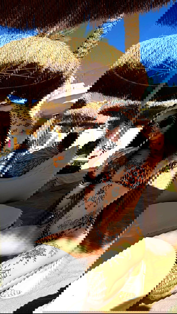 meleeva meleeva archive image