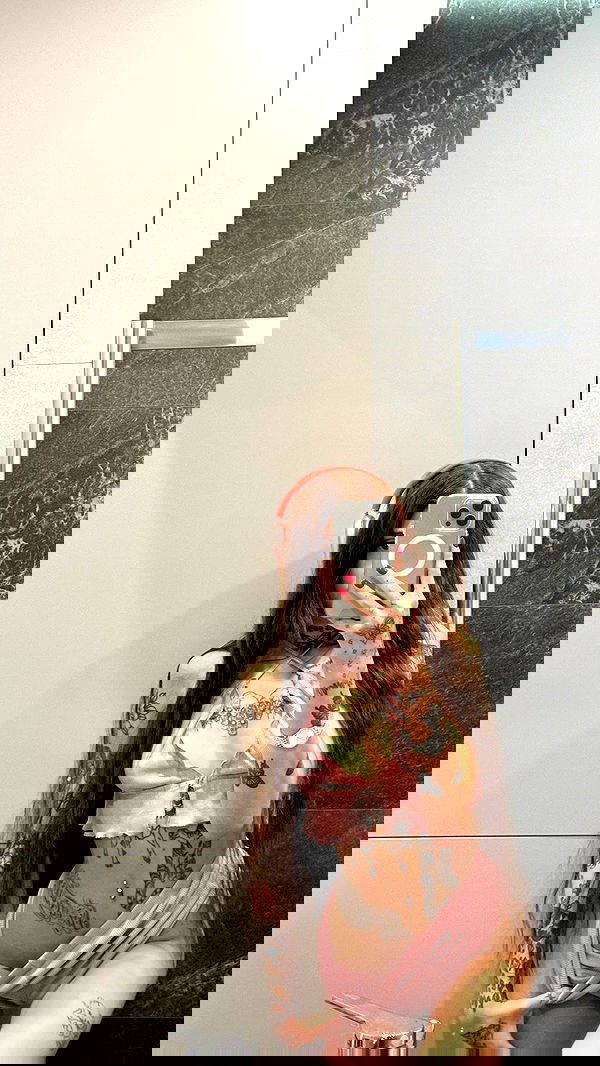 meleeva meleeva archive image