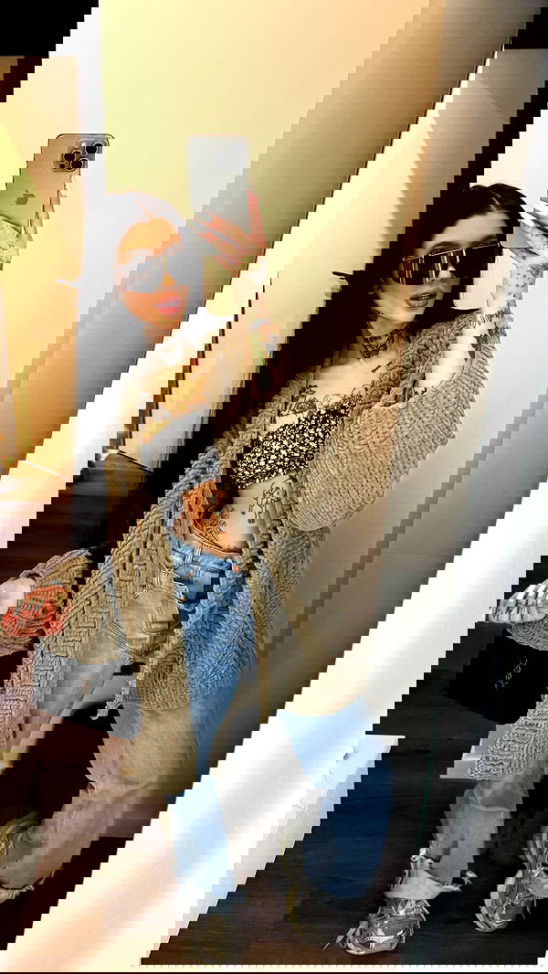 meleeva meleeva archive image