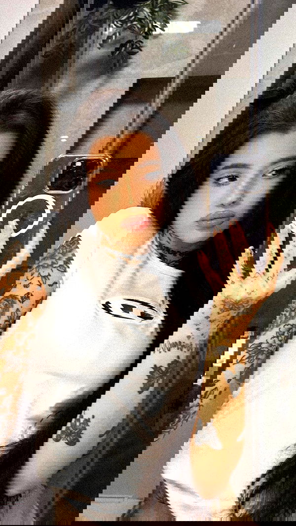 meleeva meleeva archive image