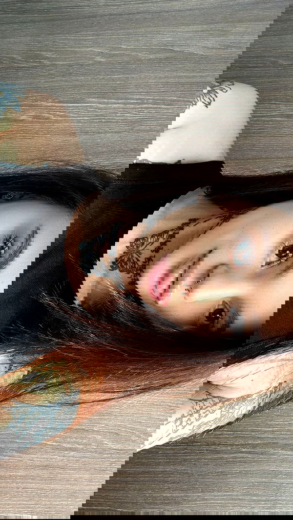 meleeva meleeva archive image