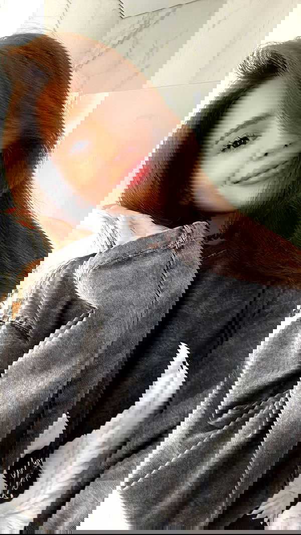 meleeva meleeva archive image