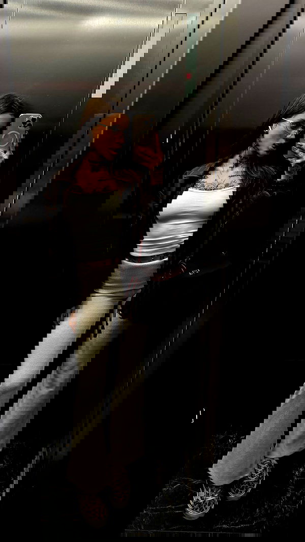 meleeva meleeva archive image