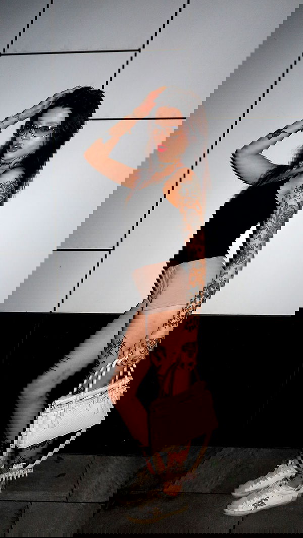 meleeva meleeva archive image