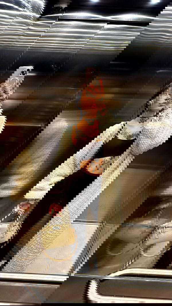 meleeva meleeva archive image