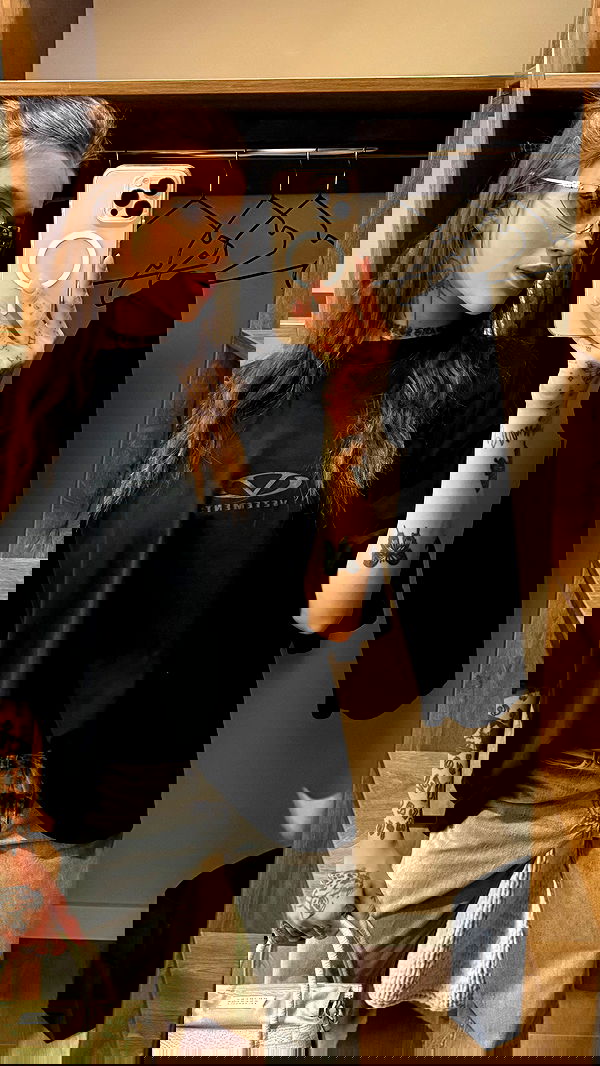 meleeva meleeva archive image