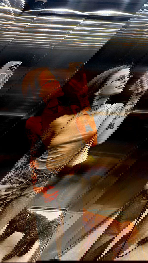 meleeva meleeva archive image