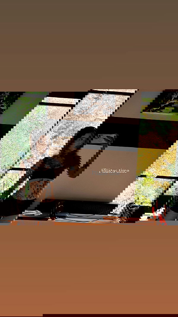 meleeva meleeva archive image